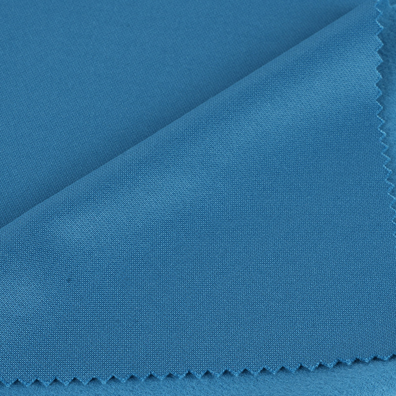 23p164 도시 스포츠 및 레저 마모를위한 100% 폴리 에스테르 직물